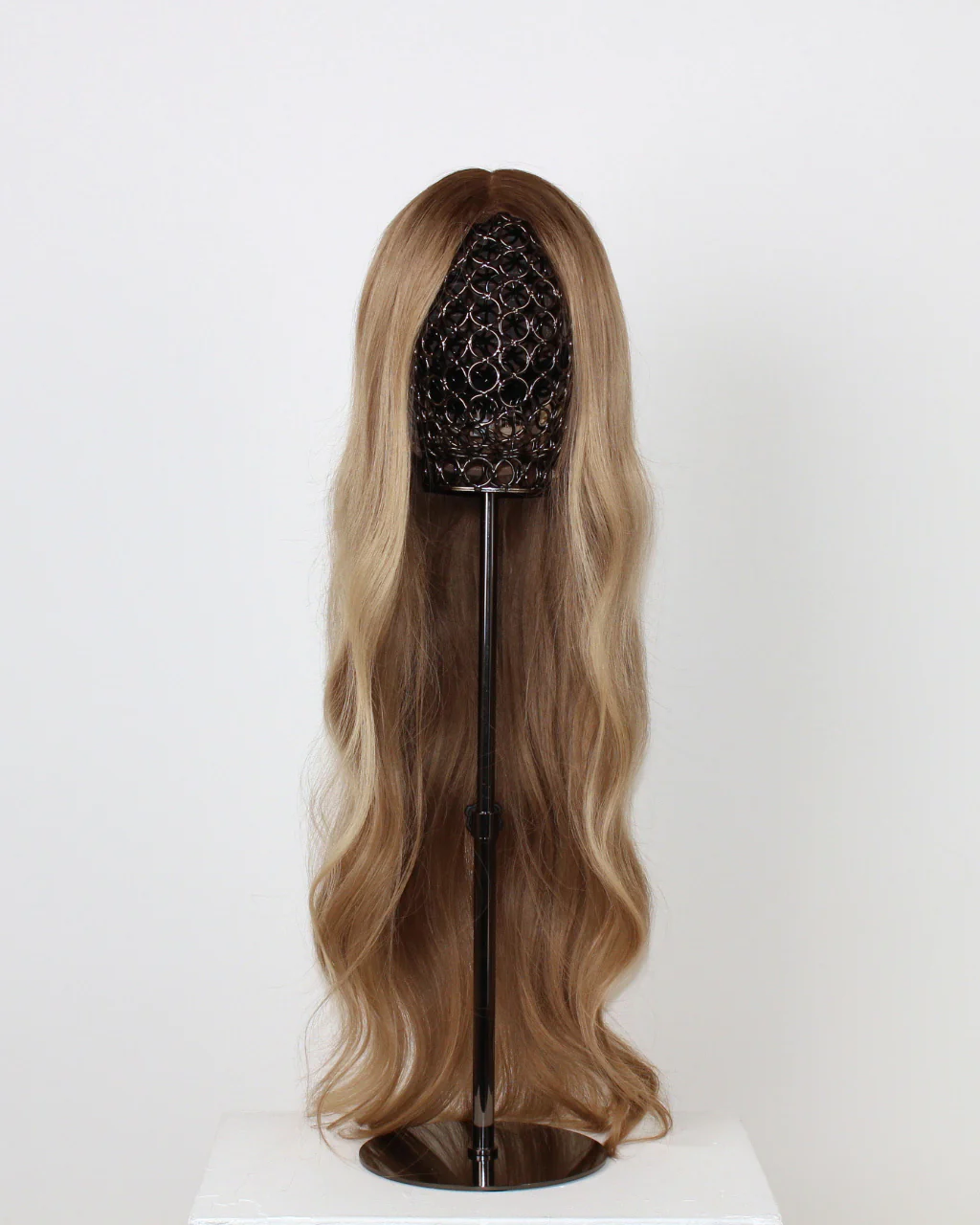 Lana Wig / 65cm - Image 3