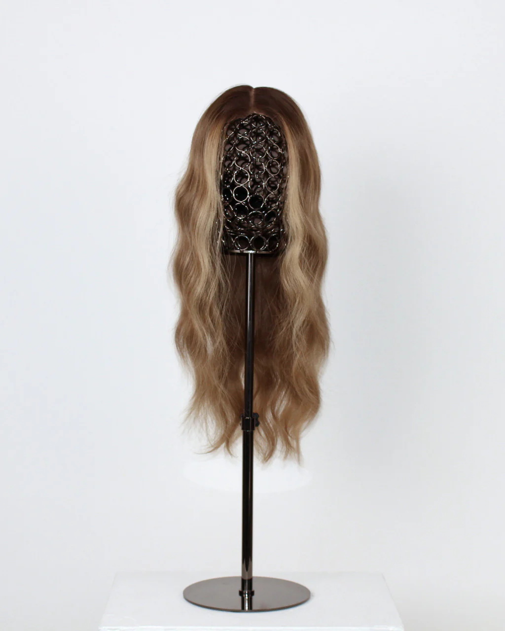 Noble Nightshade Wig / 35cm - Image 4